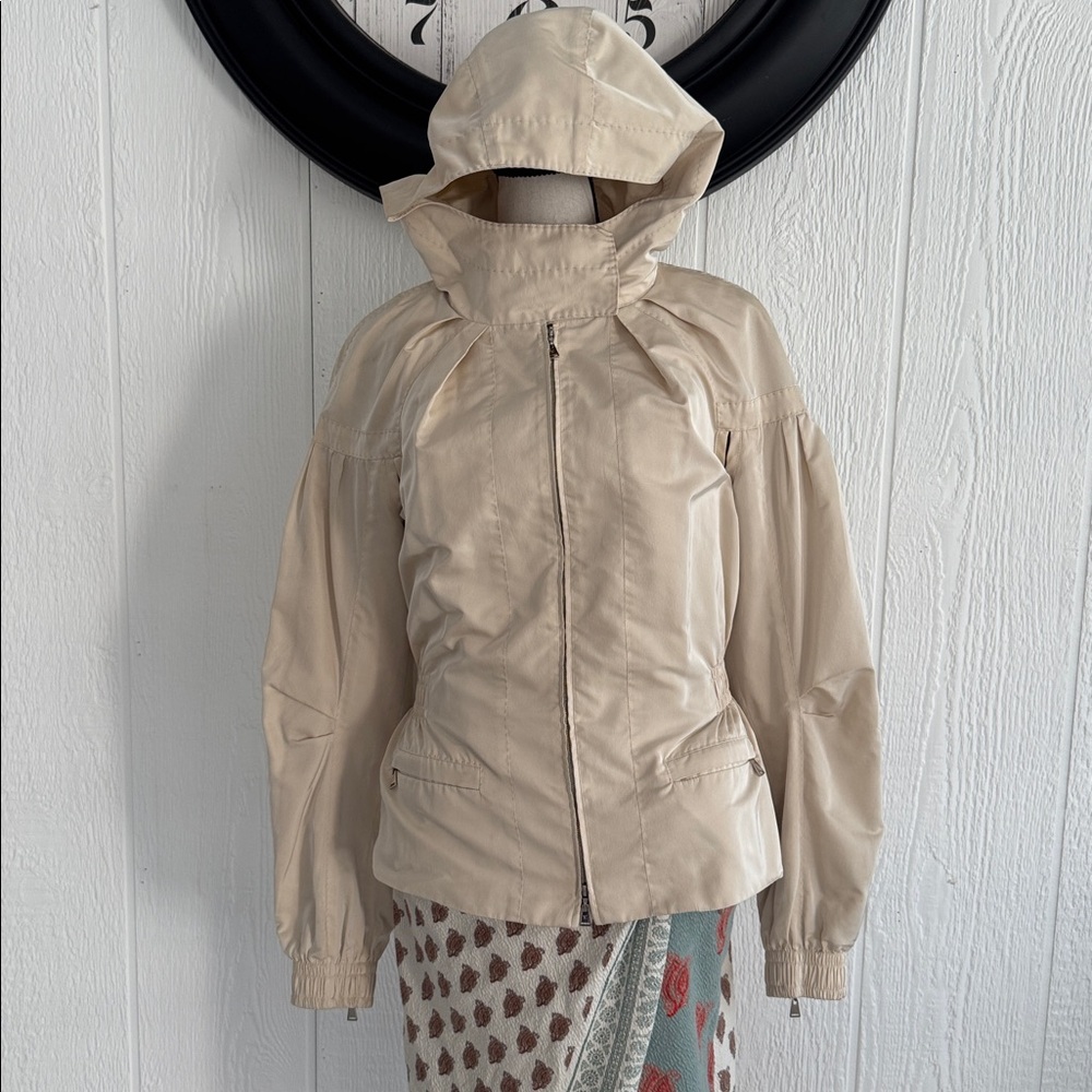 Louis Vuitton Silk Hooded Jacket - Picture 10 of 11